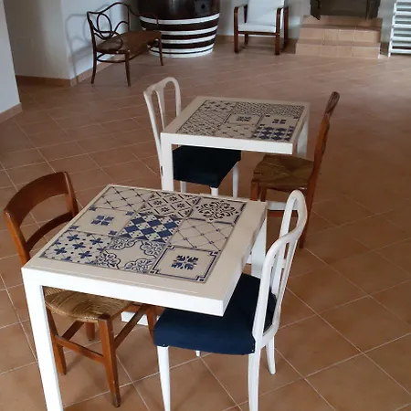 Couette-café L'arcadia 3*